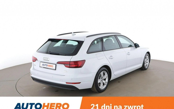 Audi A4 cena 79000 przebieg: 142330, rok produkcji 2018 z Lublin małe 352
